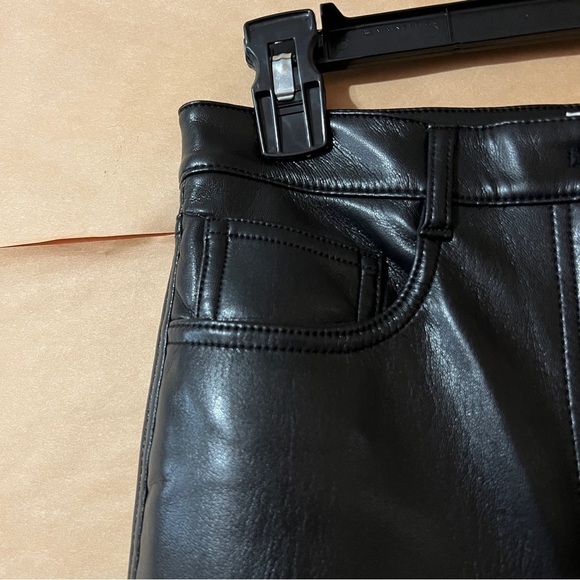 Aritzia | Wilfred The Melina Cropped Pants Vegan Leather High Rise Black Size 4 - Picture 6 of 11